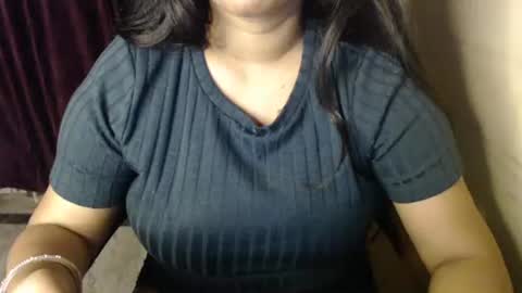 Snapshot of indian_nia chatting on October 2025 09:37:01 PM Nia online show from October 2025 09:37:01 PM