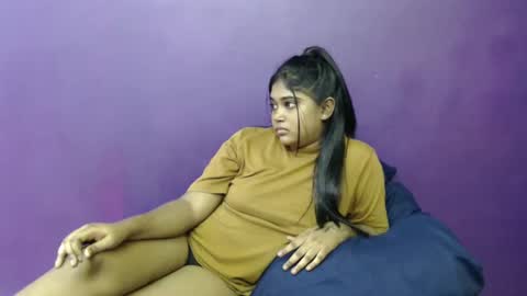 Snapshot of indian_rimmelx chatting on March 2025 09:27:02 AM Melz online show from March 2025 09:27:02 AM