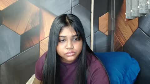 Snapshot of indian_rimmelx chatting on September 2025 06:40:02 AM Melz online show from September 2025 06:40:02 AM