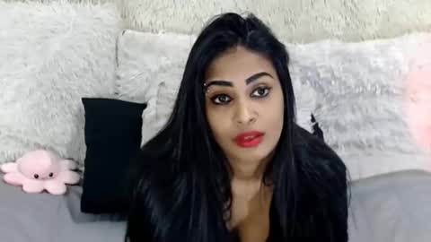 Jazmin online show from May 2026 11:34:04 PM