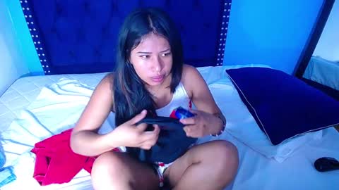 Snapshot of indian_whore18 chatting on December 2024 10:32:01 AM indian_whore18 online show from December 2024 10:32:01 AM
