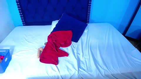 Snapshot of indian_whore18 chatting on January 2025 04:57:02 AM indian_whore18 online show from January 2025 04:57:02 AM