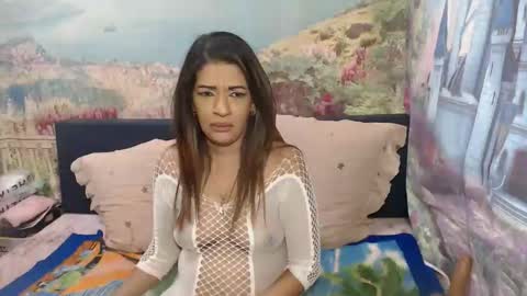 Alisha online show from October 2025 06:32:02 PM