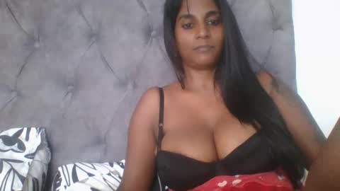 priya online show from January 2025 10:03:01 AM