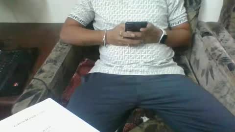Snapshot of indianlover1433 chatting on December 2024 12:05:02 PM Indian lover online show from December 2024 12:05:02 PM