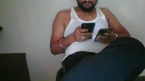 Snapshot of indianlover1433 chatting on January 2025 09:02:02 AM Indian lover online show from January 2025 09:02:02 AM