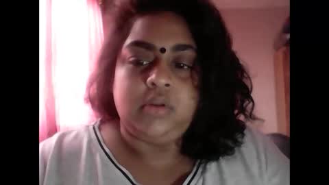 indianpooja1027 online show from November 2025 08:25:02 AM