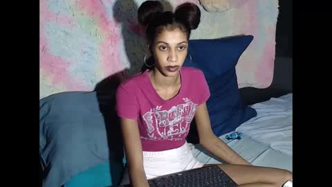 indianqueen5 online show from November 2025 08:55:01 PM