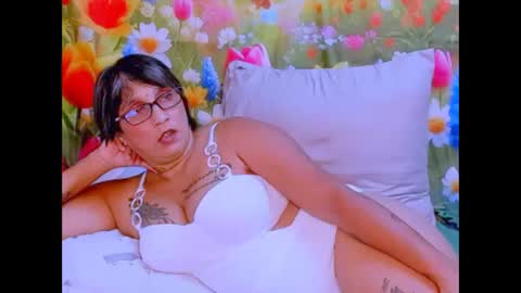 Snapshot of indianroxy07 chatting on October 2025 06:52:02 PM roxy online show from October 2025 06:52:02 PM
