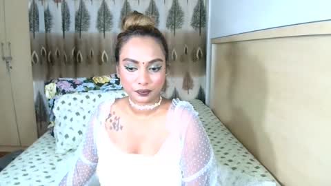 Snapshot of indiansecretlove20 chatting on January 2025 06:32:02 PM goddess online show from January 2025 06:32:02 PM