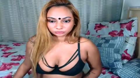 Snapshot of indiansecretlove20 chatting on September 2025 02:00:02 AM goddess online show from September 2025 02:00:02 AM