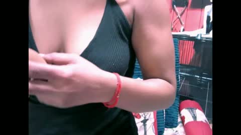 indiansexyass4u2luv online show from June 2026 05:31:02 AM