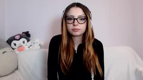 Indigo Elle online show from March 2025 01:26:02 AM