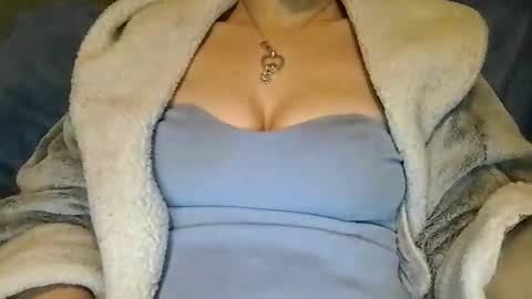 Snapshot of indigorayney chatting on February 2026 10:30:01 PM Indigorayney online show from February 2026 10:30:01 PM