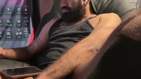 Indiscreet Nils online show from November 2025 02:58:01 AM