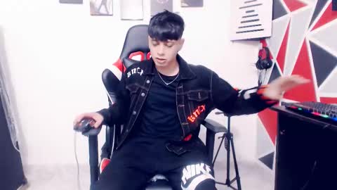 Snapshot of indomitablebeast chatting on November 2025 12:27:01 AM matias online show from November 2025 12:27:01 AM