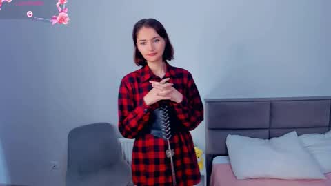 Kira online show from September 2025 04:06:01 AM