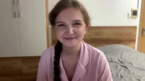 Viola online show from May 2026 06:42:02 PM