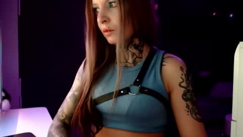 Snapshot of inesdesire chatting on February 2025 04:24:02 PM InesDesire online show from February 2025 04:24:02 PM