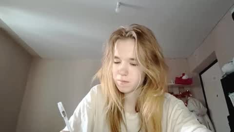 Sofia online show from March 2026 01:28:01 PM