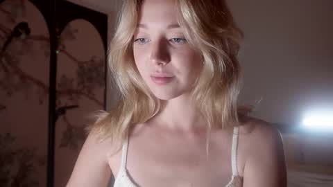 Snapshot of infinitysoul_ chatting on October 2025 04:08:01 PM Alexa.. Inst Fansly infinitysoul online show from October 2025 04:08:01 PM