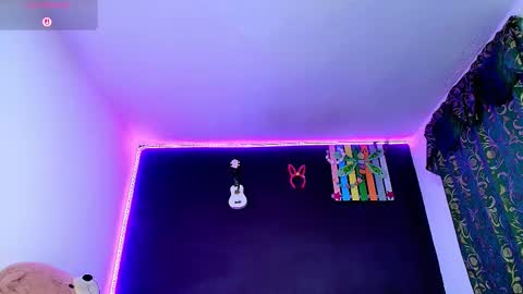 Ingrid Zese online show from March 2026 03:03:02 AM