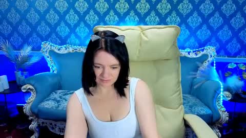 ingrit_tass online show from April 2026 01:11:01 PM