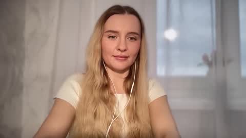 iniva05 online show from March 2026 01:28:01 PM