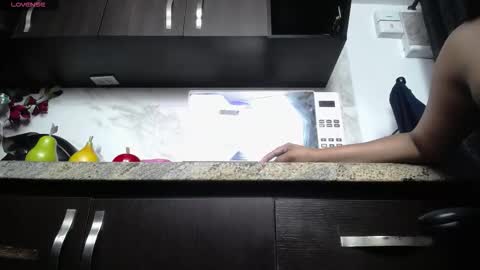 Iniya online show from October 2025 08:14:02 PM