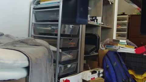 Snapshot of injmolder2 chatting on January 2025 02:52:02 PM Hanging Out online show from January 2025 02:52:02 PM