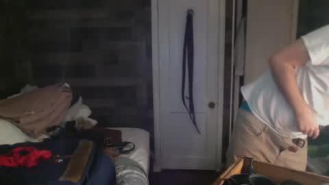 Snapshot of inmybackyard chatting on January 2025 05:20:01 AM InMyBackyard online show from January 2025 05:20:01 AM