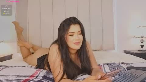 Snapshot of innavolkova chatting on June 2026 01:37:01 PM innavolkova online show from June 2026 01:37:01 PM