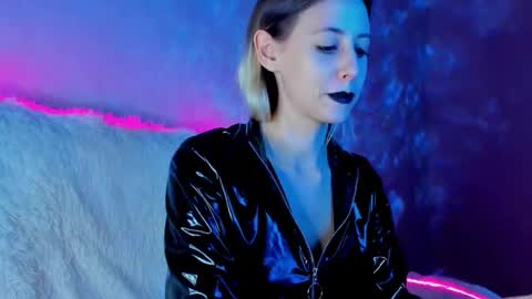 Venera  online show from December 2024 05:31:01 PM