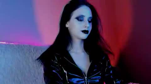 Venera  online show from October 2025 04:17:02 PM