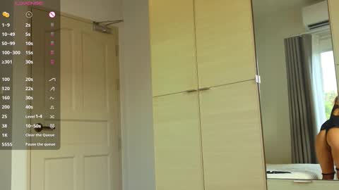 Mila Reef online show from February 2026 12:05:02 AM