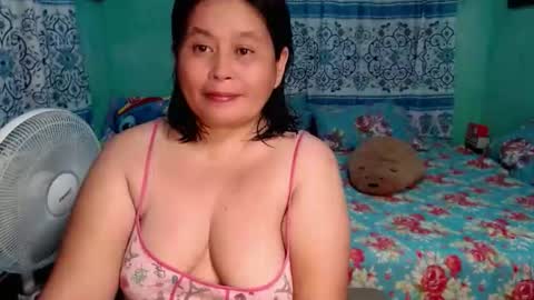 inocent_joy online show from May 2026 11:28:02 AM