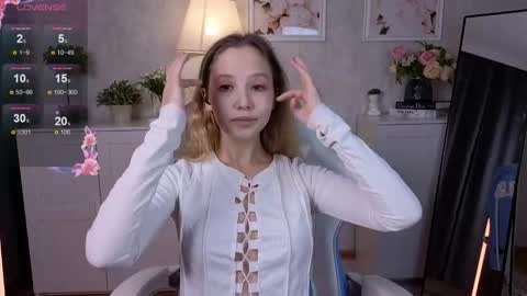 Snapshot of insaneinsomnia chatting on October 2025 09:00:02 AM insaneinsomnia online show from October 2025 09:00:02 AM