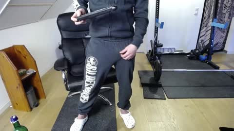 insanemaxxx online show from December 2024 02:38:02 PM