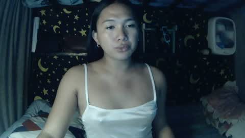 Snapshot of insulting_whoreifica chatting on June 2026 07:10:01 AM MAXINE online show from June 2026 07:10:01 AM