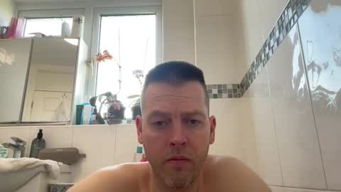 InterestedHun online show from April 2026 02:00:01 PM