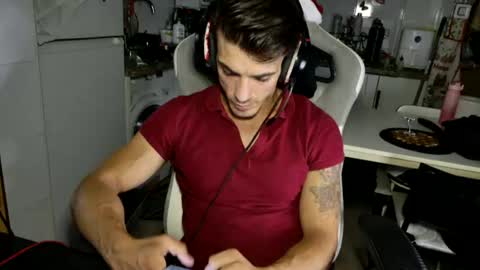 Snapshot of ipaulsoy chatting on July 2026 11:34:01 AM Paul online show from July 2026 11:34:01 AM