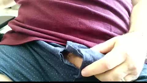 iphorny online show from September 2025 12:06:01 PM