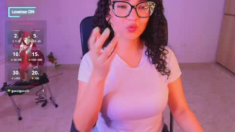 Irantzu online show from June 2026 10:57:01 PM