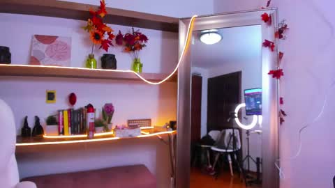 Snapshot of irina_beaux chatting on March 2025 09:26:01 PM online show from March 2025 09:26:01 PM