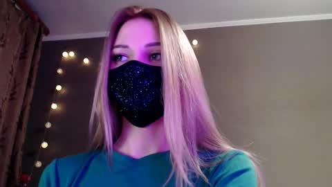 Lily online show from February 2026 06:15:01 PM