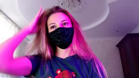 Lily online show from June 2026 02:40:02 PM