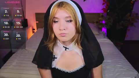 Iris  online show from October 2025 09:43:01 AM