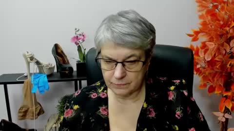 I R I S online show from December 2024 10:39:02 AM