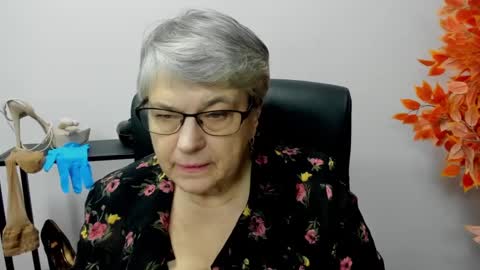 I R I S online show from December 2024 10:57:01 AM