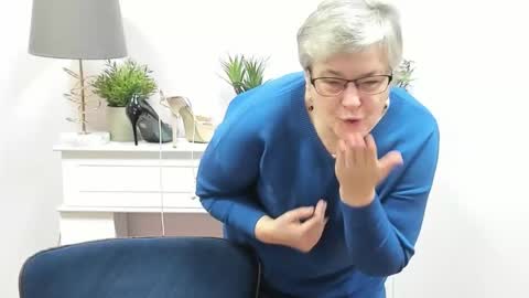 I R I S online show from January 2026 07:01:01 AM